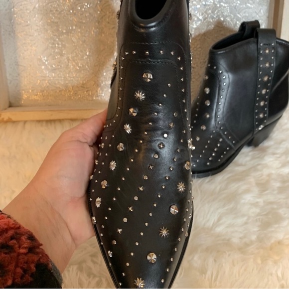 LSam Edelman Silver Studded Leather Ankle Boots NWOB Size 7 - Picture 4 of 7
